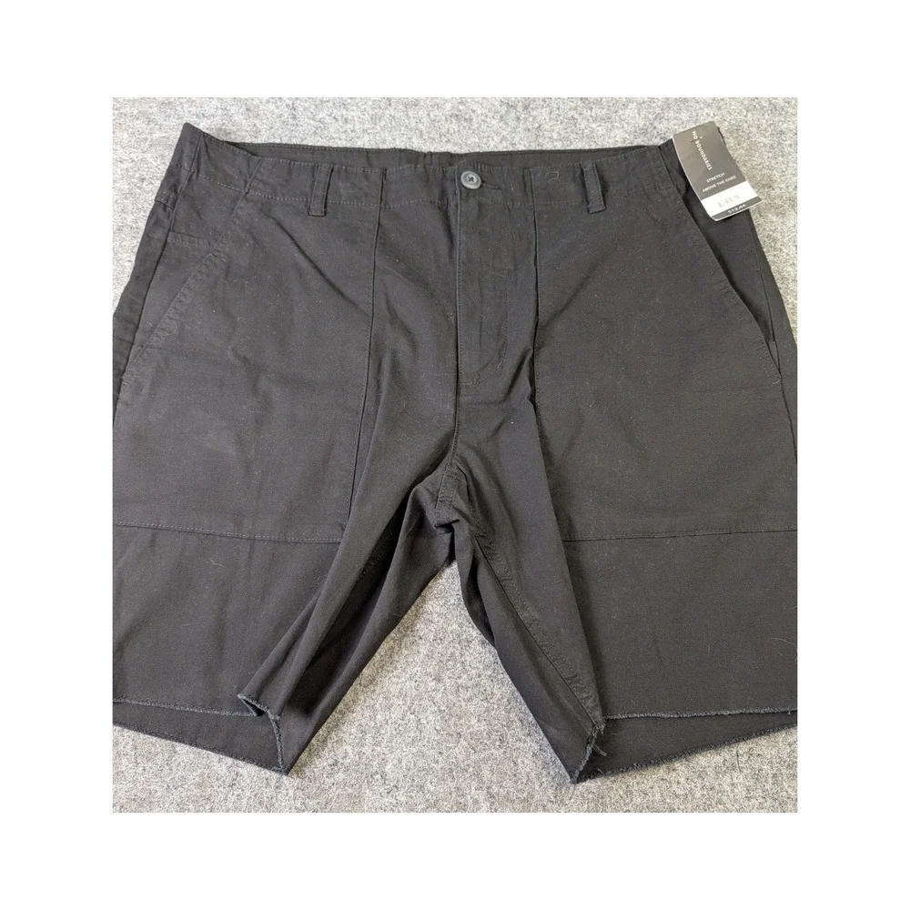No Boundaries Mens Black Stretch Flat Front Shorts Raw Edge Size 40 NWT